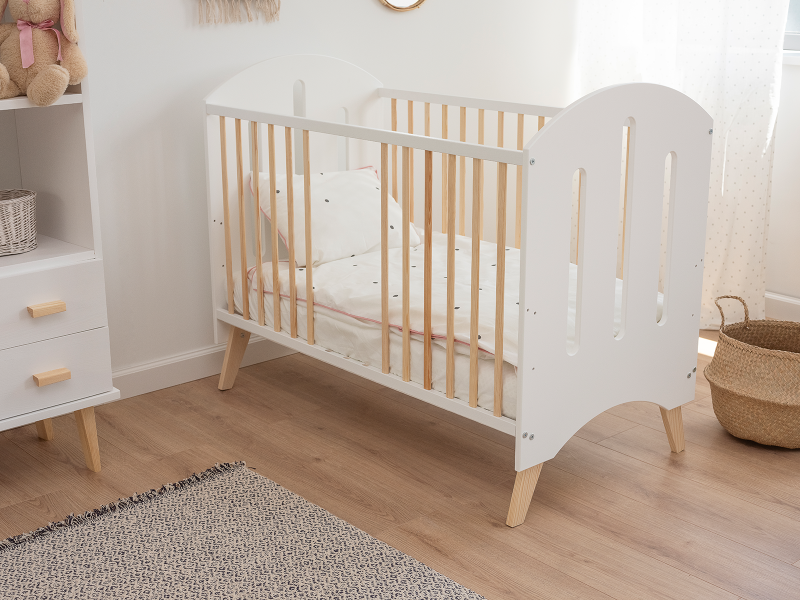 Dětské postýlky 60x120 BABY DREAM bílý/borovice