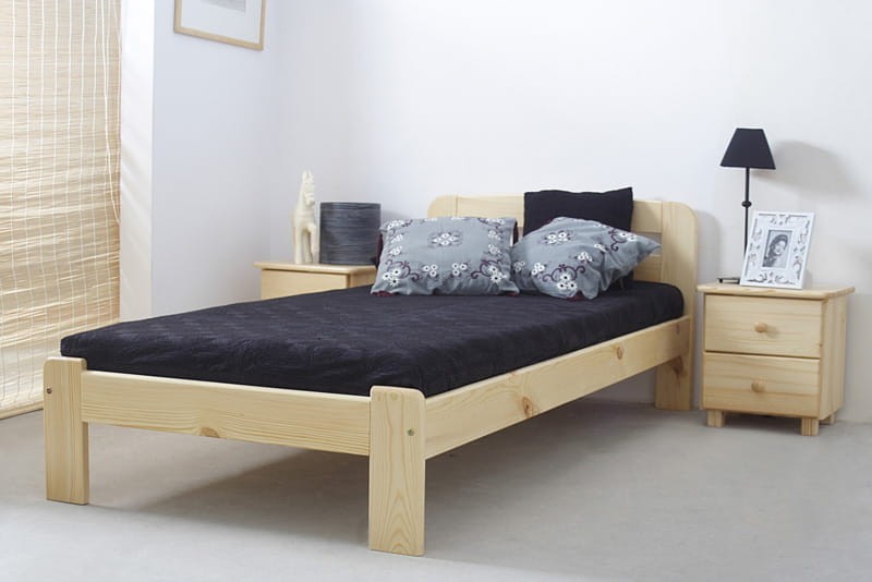 Postel z masivu 90x200 Marcelína borovice s roštem