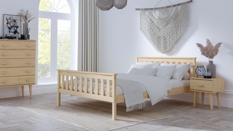 Postel z masivu 140x200 Naxter borovice s roštem