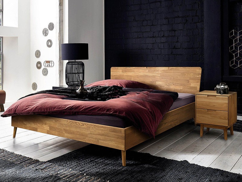 Dubová noční skříňka Bergen intenzivní olej