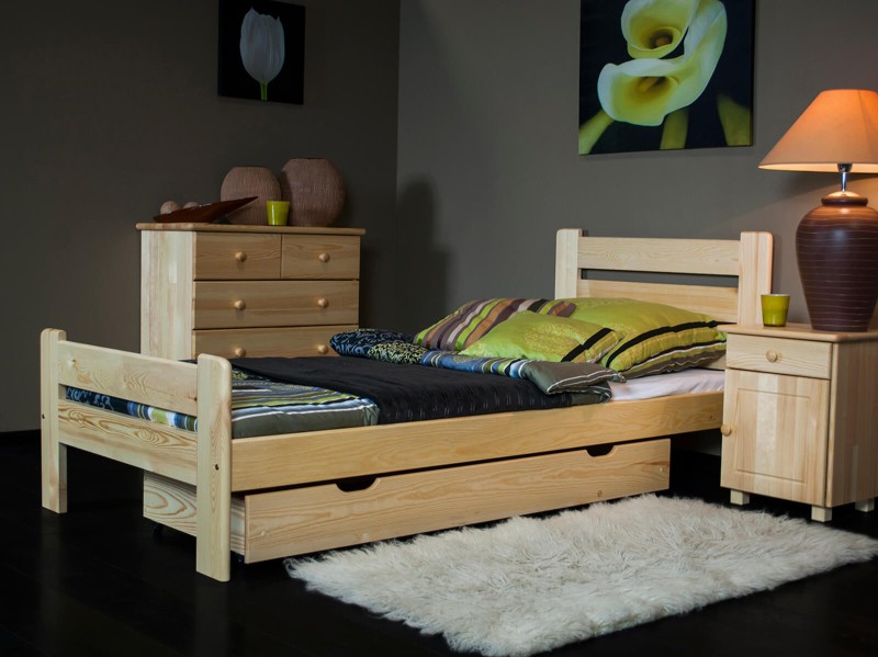 Postel z masivu 90x200 Neli borovice s roštem