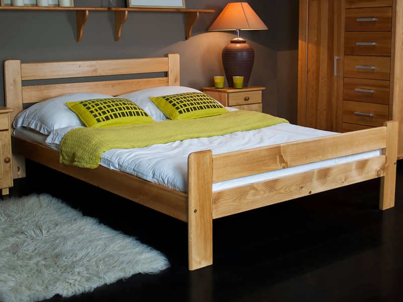 Postel z masivu 160x200 Neli olše s roštem