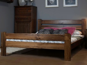 Postel z masivu 160x200 Neli ořech s roštem