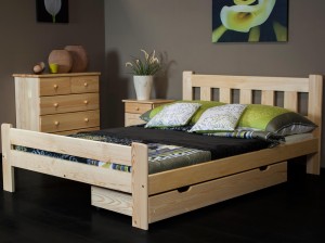 Postel z masivu 140x200 Greta borovice s roštem