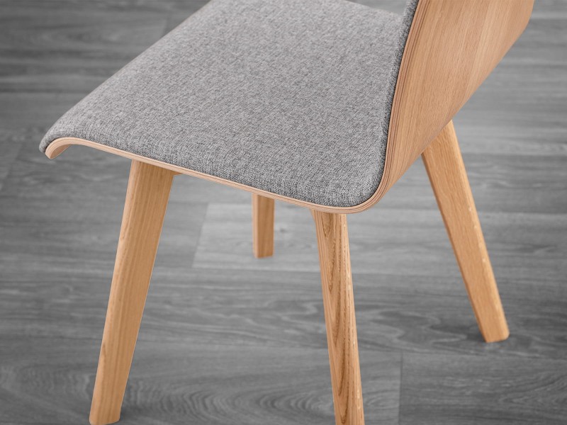 Čalouněná židle Decort z dubového masivu
