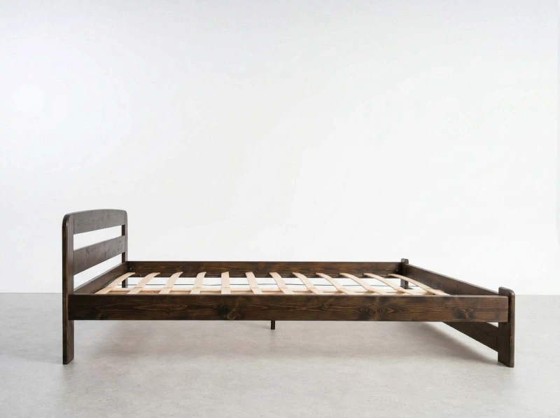 Postel z masivu 140x200 Saša ořech s roštem