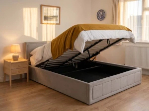 Čalouněná postel s úložným prostorem 180×200 cm Rema Velvet – šedá